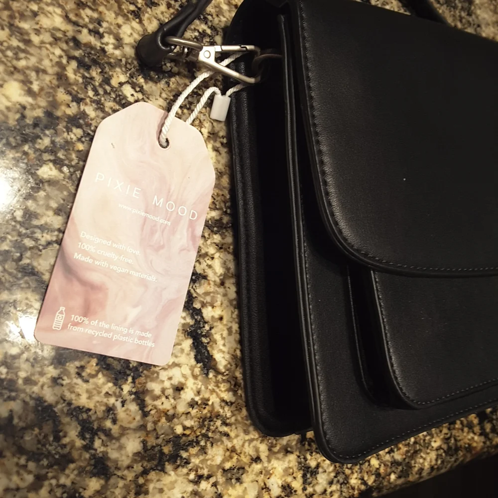 Purse - Picture 2 of 5
